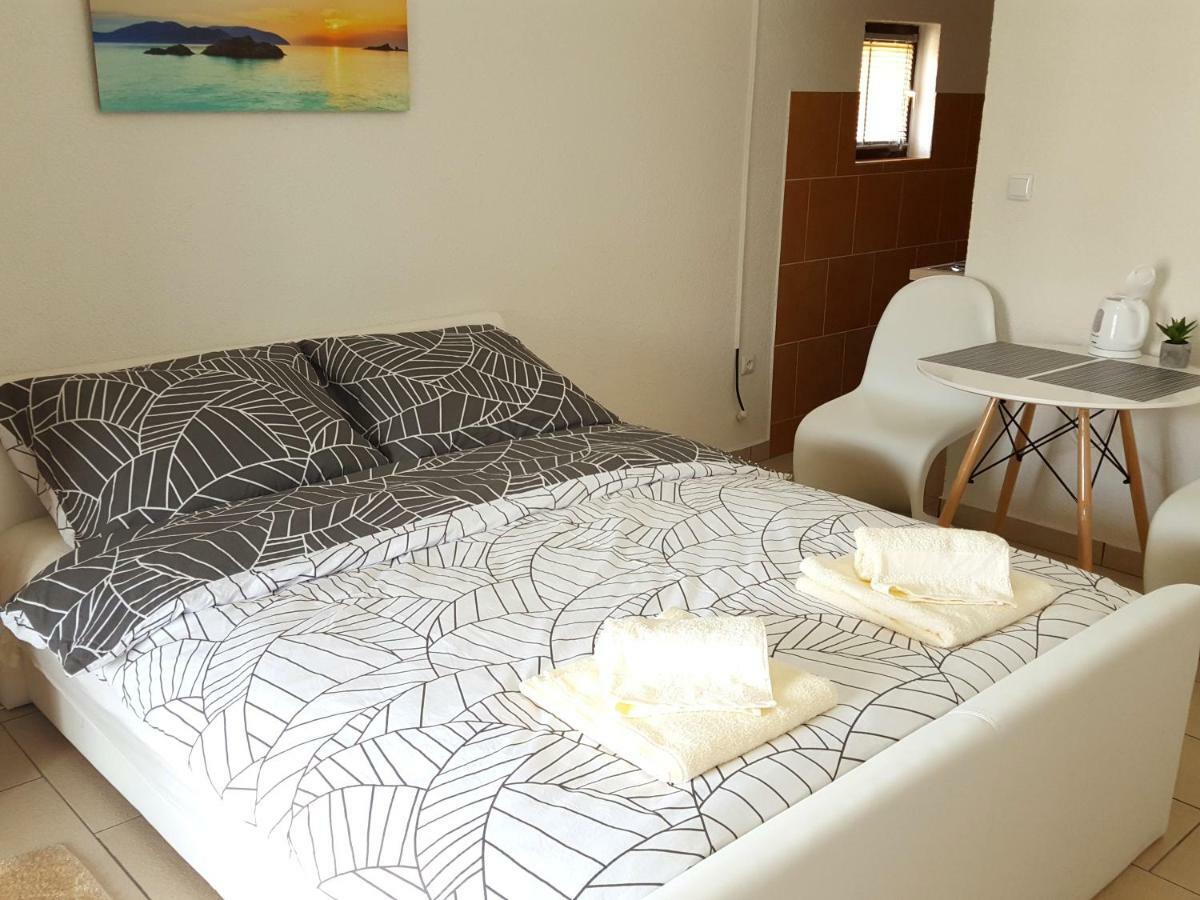 Apartments Merion Starigrad Paklenica Dış mekan fotoğraf